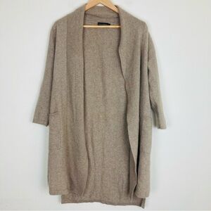 Cozee Cashmere longline tan camel colored open cardigan with front pockets. M